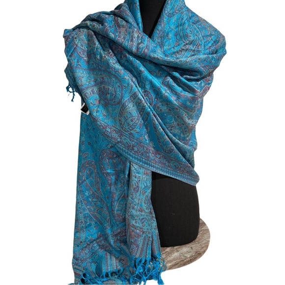 Elegant Shawl in Turquoise Blue Paisley - Versatile Wrap, Scarf, Veil Soft Rayon - Picture 4 of 16